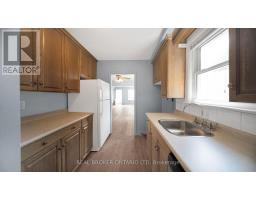 1624 LEONARD STREET - 8