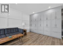 202 - 600 GRENFELL DRIVE - 5
