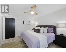 8 BRISCOE STREET W - 19