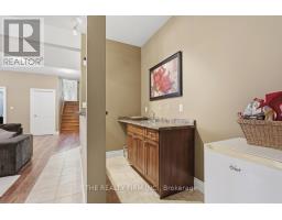 813 LEACOCK WAY - 35