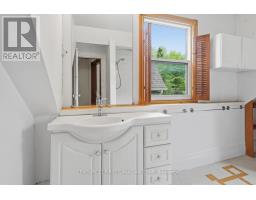 834 COLBORNE STREET - 27