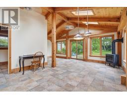 834 COLBORNE STREET - 7