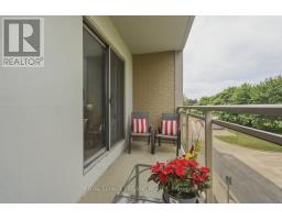 312 - 931 WONDERLAND ROAD S - 24