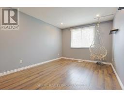 122 ANDOVER DRIVE - 21