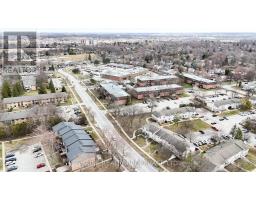 122 ANDOVER DRIVE - 47
