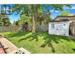 53 BEXHILL DRIVE - 37