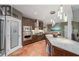 286 DUFFERIN STREET - 23