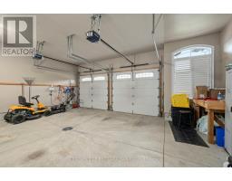 286 DUFFERIN STREET - 24