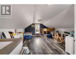 110 QUEEN STREET - 21