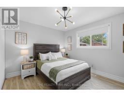 162 OAKWOOD DRIVE - 11