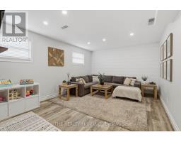 162 OAKWOOD DRIVE - 19