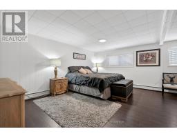 264 CHITTICK CRESCENT - 26