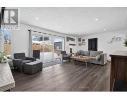 264 CHITTICK CRESCENT - 7