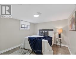 63 RIVERSIDE DRIVE - 31