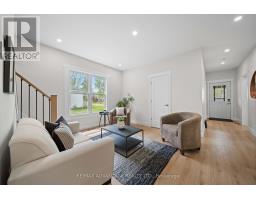 209 VICTORIA STREET - 20