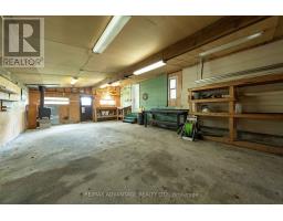 209 VICTORIA STREET - 31