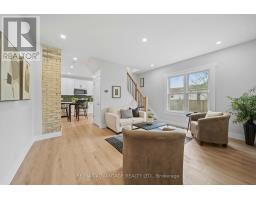 209 VICTORIA STREET - 5