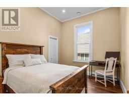 295 BULLER STREET - 22