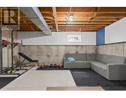 64 - 40 TIFFANY DRIVE - 25