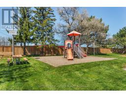 64 - 40 TIFFANY DRIVE - 33