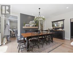 830 RIVERSIDE DRIVE - 21