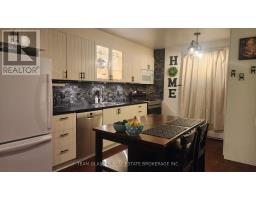 128 - 51 SHOLTO DRIVE - 13