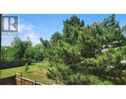128 - 51 SHOLTO DRIVE - 31