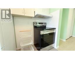 912 - 570 PROUDFOOT LANE - 8