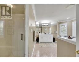2 HAVENWOOD WAY - 32
