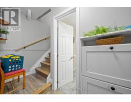 15 VILLENEUVE CRESCENT - 30