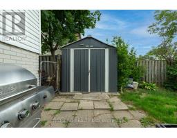 15 VILLENEUVE CRESCENT - 9