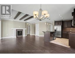 201 - 320 SUGARCREEK TRAIL - 12