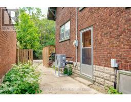 925 MAITLAND STREET - 24