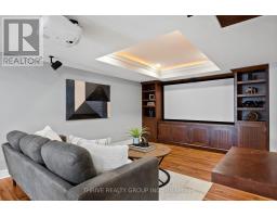 944 COLLINS DRIVE - 40
