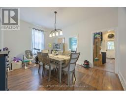 49 DEVONSHIRE PLACE - 11