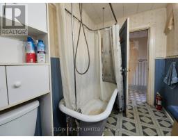 107 GLADSTONE AVENUE - 13