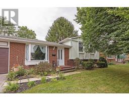 15 CONFEDERATION DRIVE - 2
