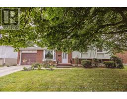 15 CONFEDERATION DRIVE - 3