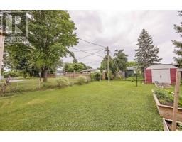15 CONFEDERATION DRIVE - 32