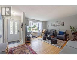 15 CONFEDERATION DRIVE - 5