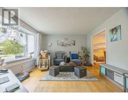 15 CONFEDERATION DRIVE - 6