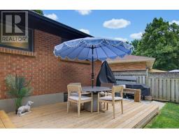 9 STRATHCONA DRIVE - 36