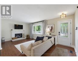 9 STRATHCONA DRIVE - 6