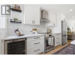 96 - 51 SHOLTO DRIVE - 12