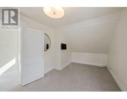 52 EMERY STREET E - 22
