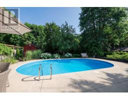 52 EMERY STREET E - 29