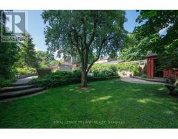 52 EMERY STREET E - 33