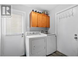 14 DUNCAN CRESCENT - 21