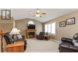 17 WINDEMERE PLACE - 17