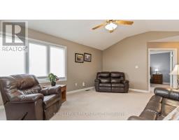 17 WINDEMERE PLACE - 19